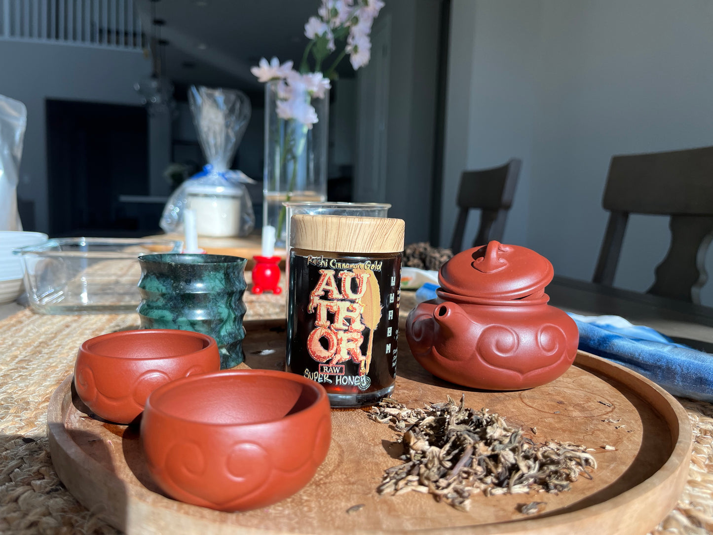 Raw Reishi Honey with 24k Gold Leaf